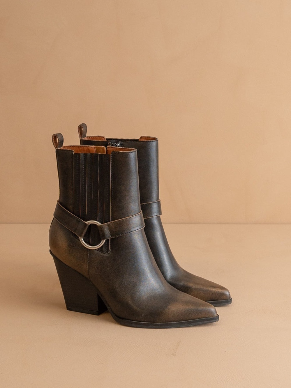 🌸OASIS SOCIETY THE CARSON | BROWN DISTRESSED LEATHER MOTO BOOTIE - Picture 9 of 10